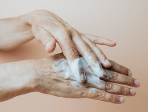 Haut- & Nagelpflege
